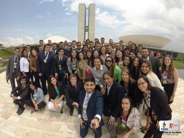 Acadêmicos de Direito visitaram a Câmara dos Deputados