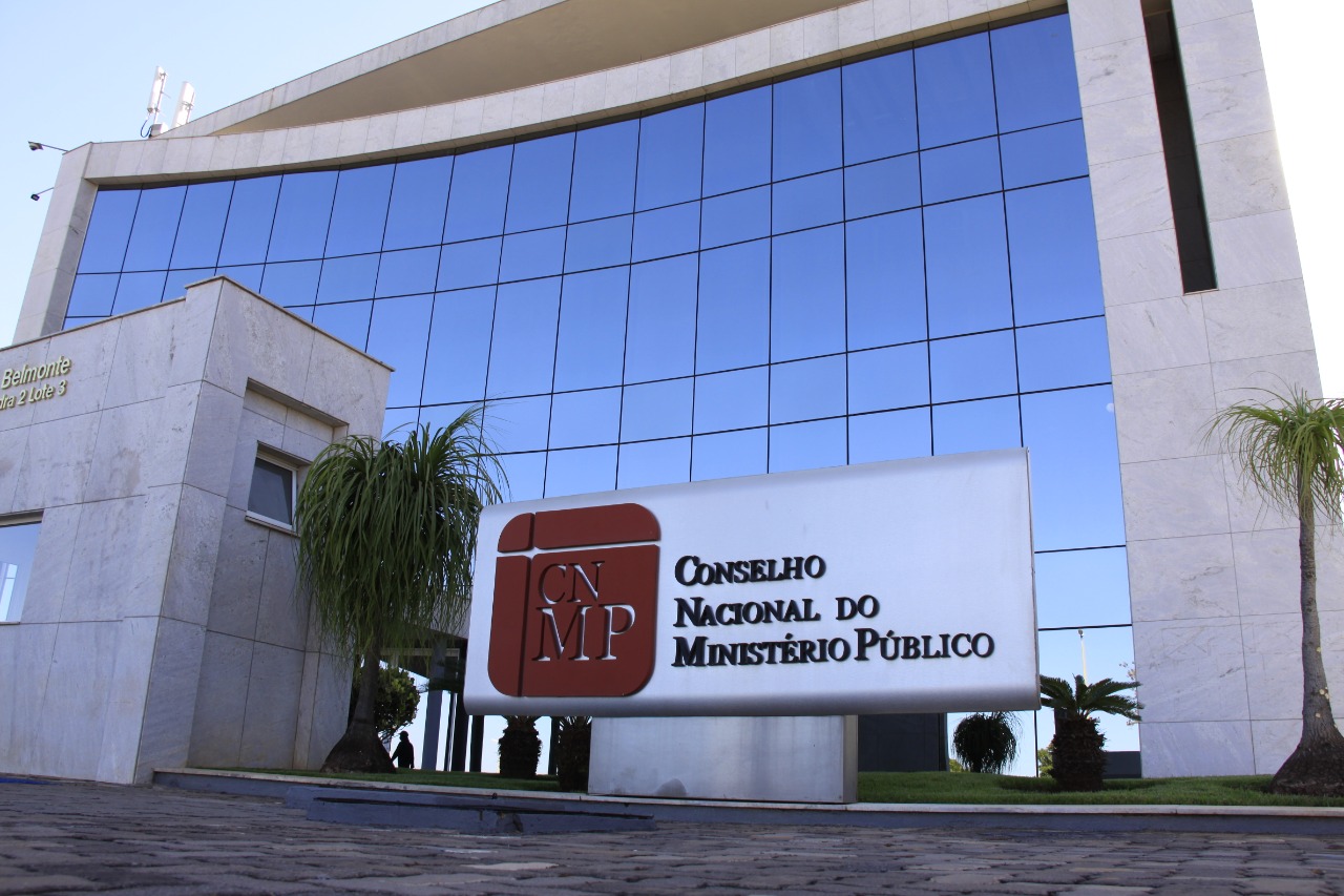 MPF recomenda que órgãos socioambientais se adequem à Lei de Acesso à Informação MPF recomenda que órgãos socioambientais se adequem à Lei de Acesso à Informação