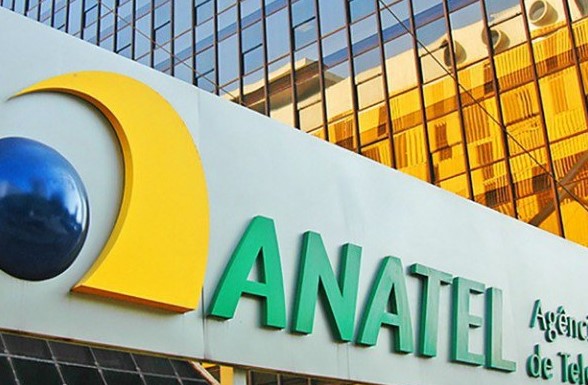 Anatel pode bloquear Amazon e Mercado Livre por venda de celulares irregulares Anatel pode bloquear Amazon e Mercado Livre por venda de celulares irregulares