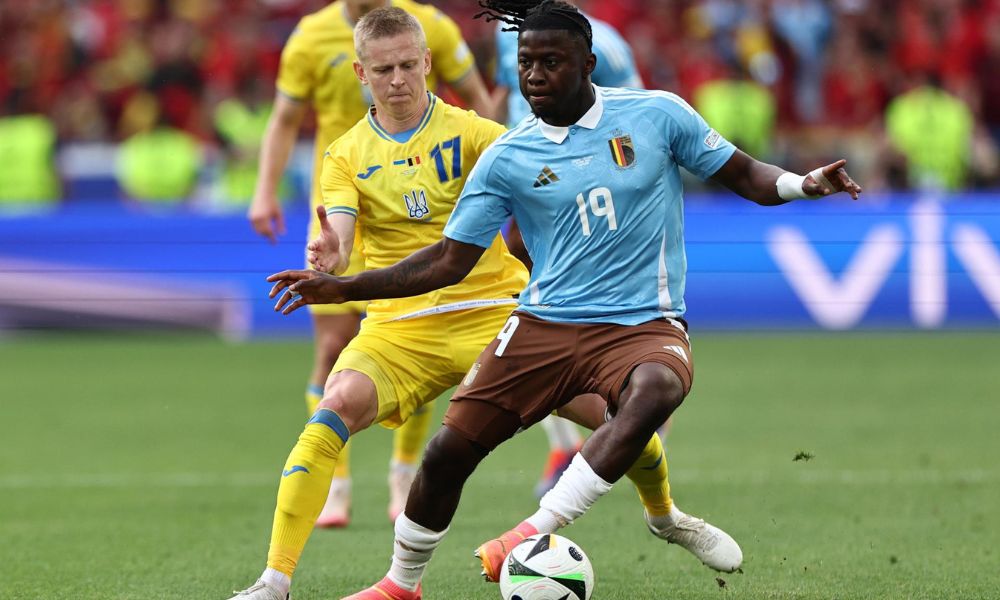 Bélgica empata com Ucrânia e pega a França nas oitavas; Romênia e Eslováquia avançam na Eurocopa Bélgica empata com Ucrânia e pega a França nas oitavas; Romênia e Eslováquia avançam na Eurocopa
