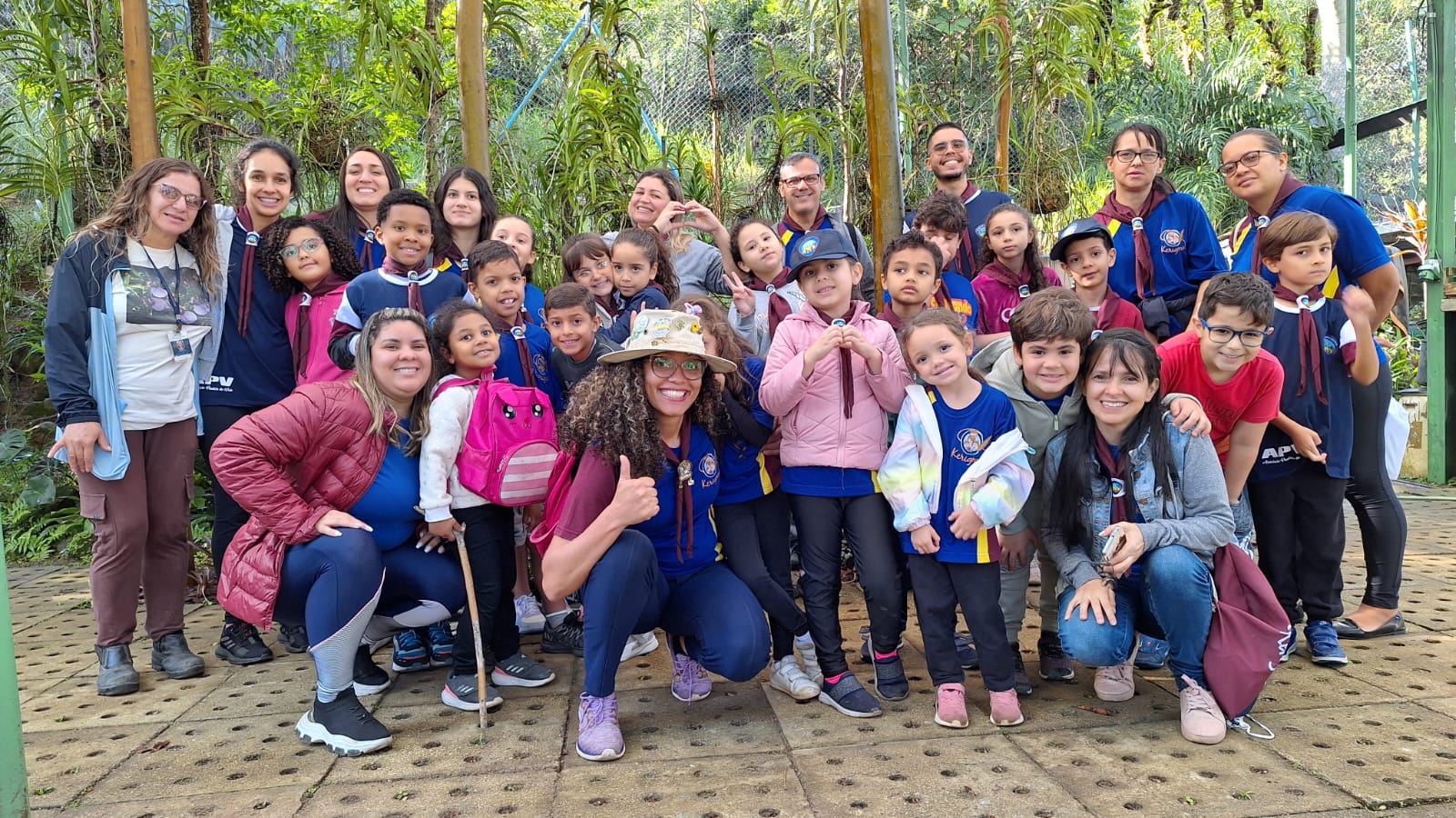 Crianças visitam o orquidário e o Viveiro Educador no encerramento da Semana do Meio Ambiente
