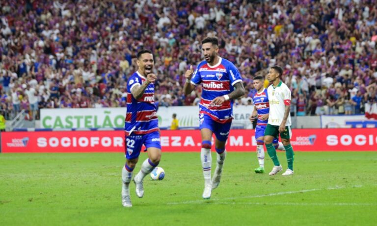 Fortaleza vence Palmeiras por 3 a 0 e acaba com as chances do alviverde assumir a liderança