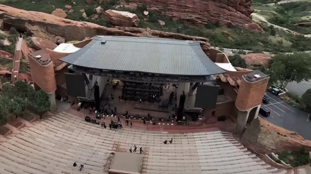 Grupo garante ter visto Ovni depois de evento musical nos EUA Grupo garante ter visto Ovni depois de evento musical nos EUA