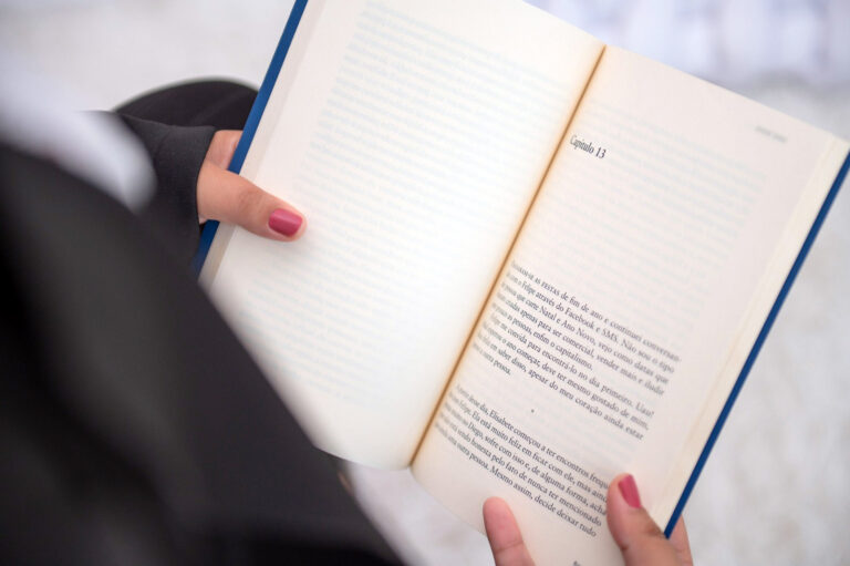 Livro de guarulhense sobre depressão chega às plataformas digitais