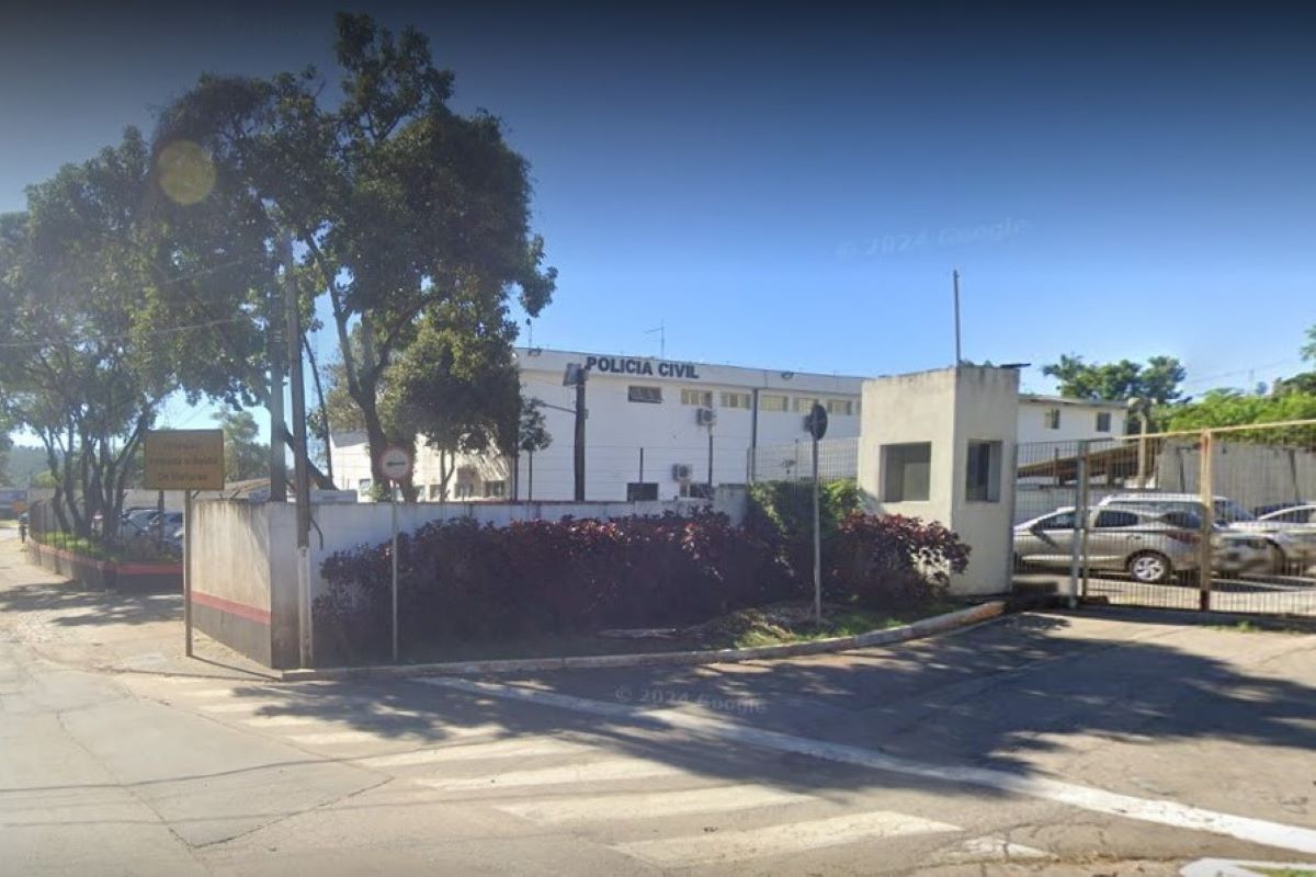 Homem quebra medida protetiva por “declaração de amor” e acaba preso Homem quebra medida protetiva por “declaração de amor” e acaba preso