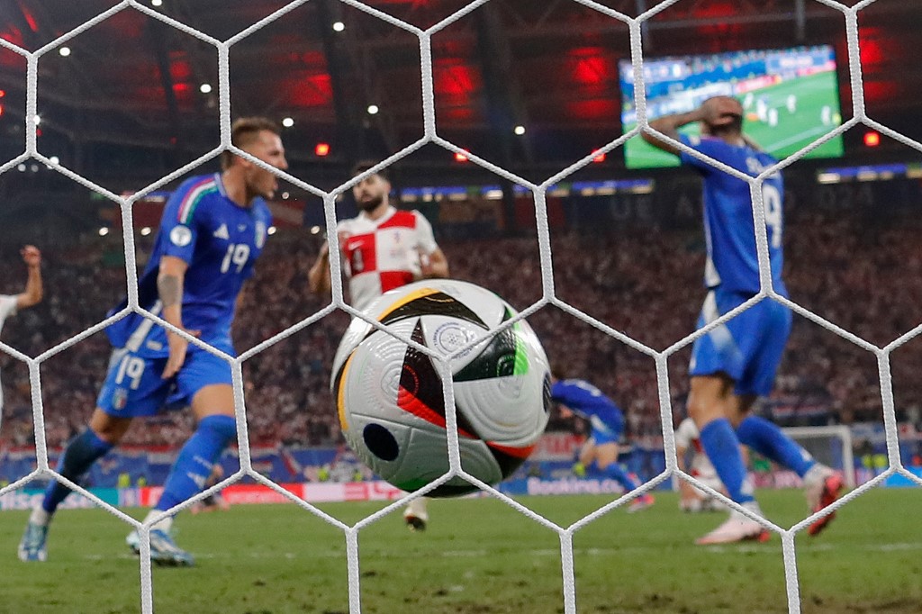 Torcedores italianos são alvos de ataque após jogo da Eurocopa