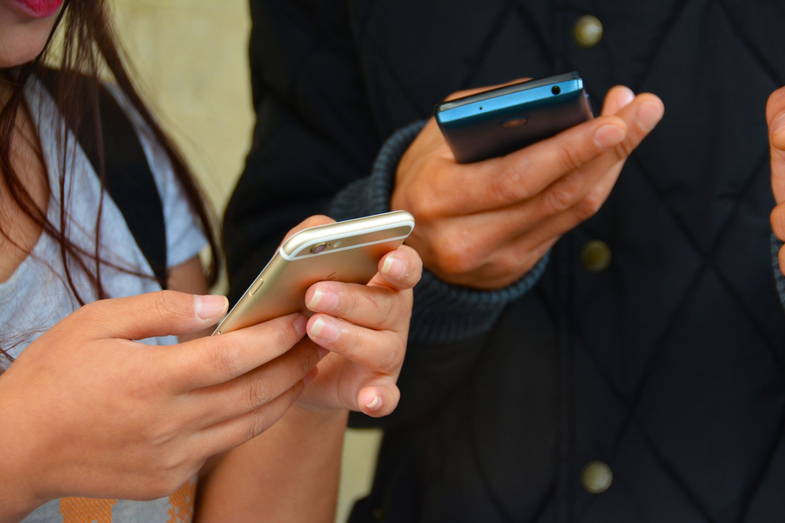 Amazon e Mercado Livre recorrem à Justiça para manter venda de ‘celulares piratas’ Amazon e Mercado Livre recorrem à Justiça para manter venda de ‘celulares piratas’