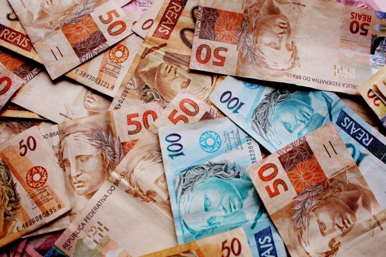 Brasil deve ter 83 mil novos milionários em 4 anos, informa banco