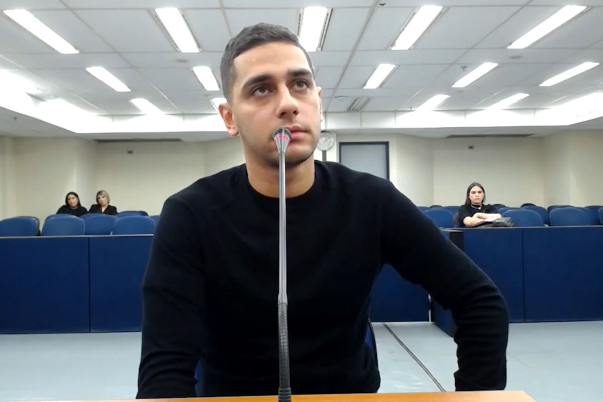 Carona tenta aliviar amigo que dirigia Porsche: “Não me recordo” Carona tenta aliviar amigo que dirigia Porsche: “Não me recordo”