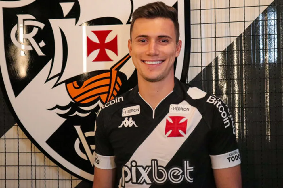 Corinthians entra com ação na CBF contra o Vasco por dívida de Lucas Piton de R$ 9 milhões Corinthians entra com ação na CBF contra o Vasco por dívida de Lucas Piton de R$ 9 milhões