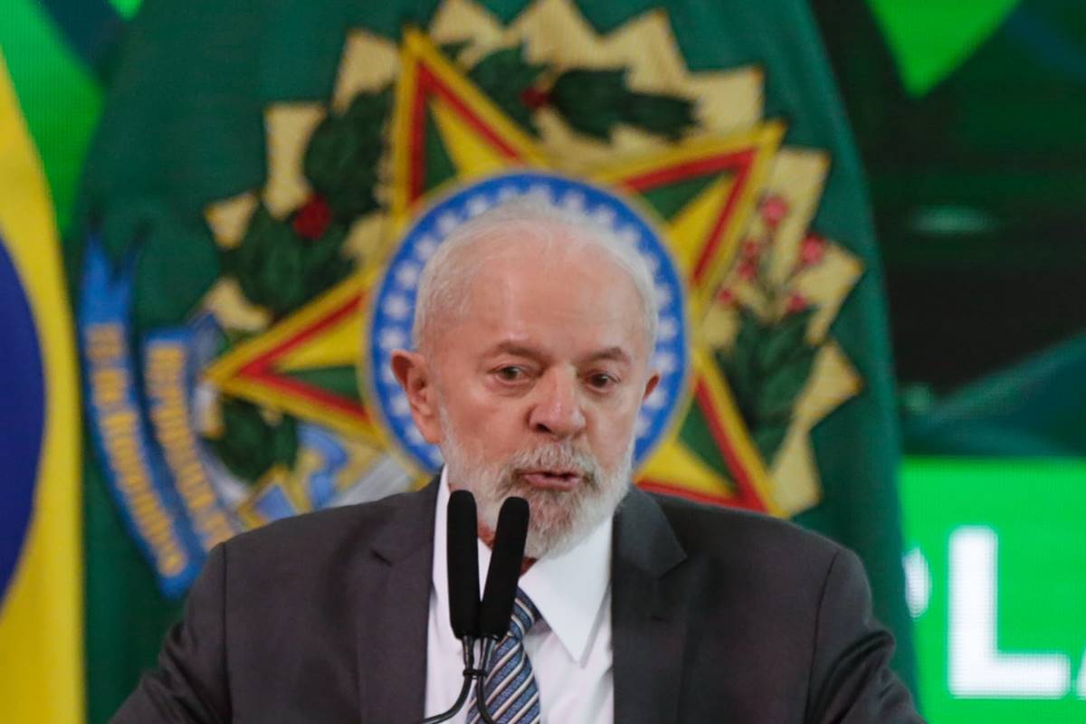 Em SP, Lula volta a criticar ausência de Tarcísio e tranquiliza Haddad Em SP, Lula volta a criticar ausência de Tarcísio e tranquiliza Haddad