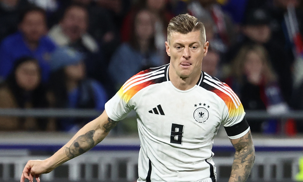 Em carta, Toni Kroos se despede do futebol e exalta a seleção alemã Em carta, Toni Kroos se despede do futebol e exalta a seleção alemã