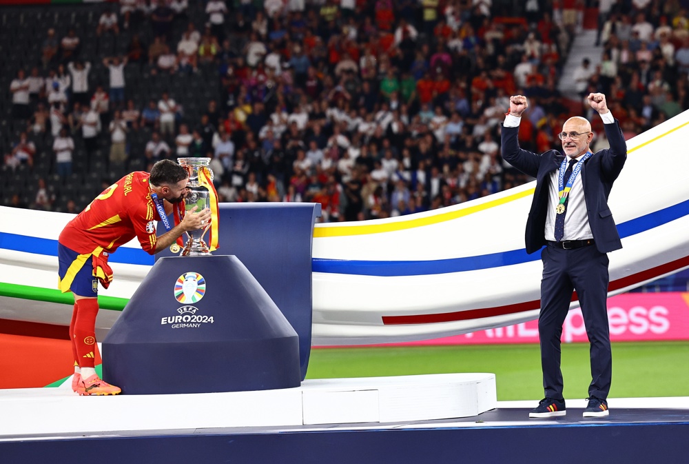 Espanha vence Inglaterra na final da Euro e conquista o tetracampeonato Espanha vence Inglaterra na final da Euro e conquista o tetracampeonato