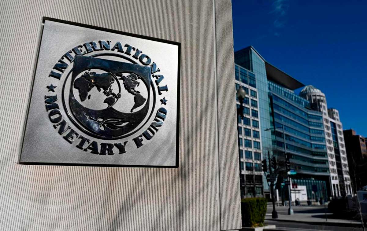 FMI prevê PIB de 2,1% no Brasil e alerta para cenário fiscal FMI prevê PIB de 2,1% no Brasil e alerta para cenário fiscal