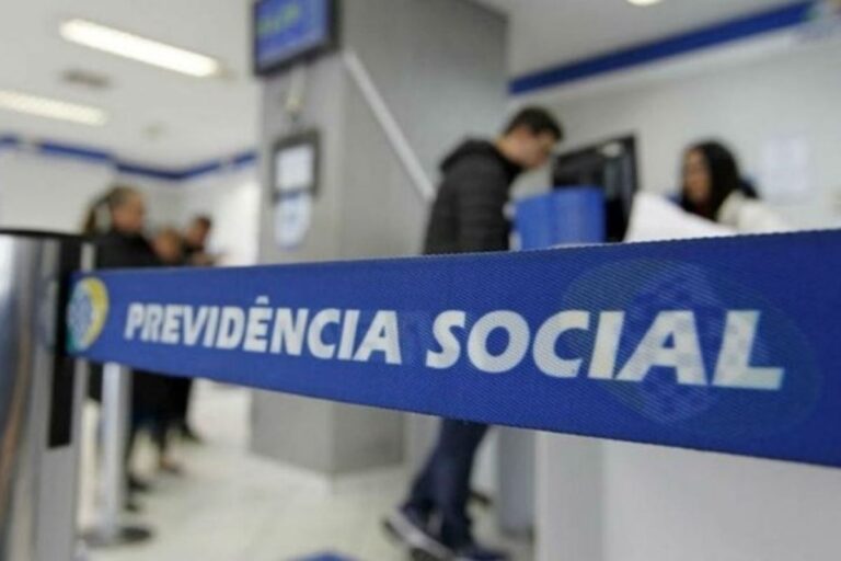 Farra do INSS: até liga de beach tennis virou entidade de aposentados