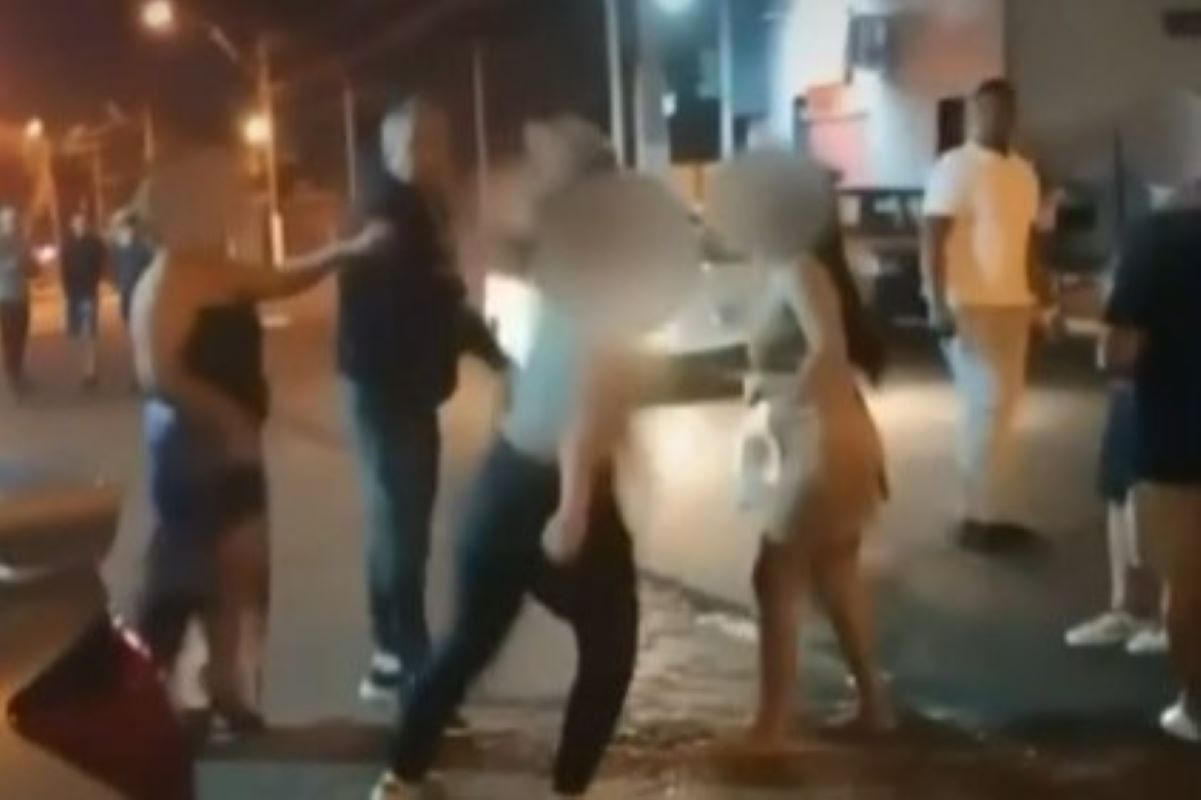 “Humilhada”: cozinheira espancada por companheiro em SP pede justiça “Humilhada”: cozinheira espancada por companheiro em SP pede justiça