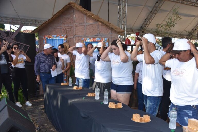 Maior comedor de paçoca ganhará R$ 1 mil em concurso alucinado em SP