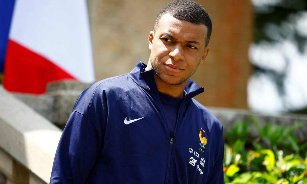 Técnico da França garante que Mbappé estará pronto para semifinal da Eurocopa Técnico da França garante que Mbappé estará pronto para semifinal da Eurocopa