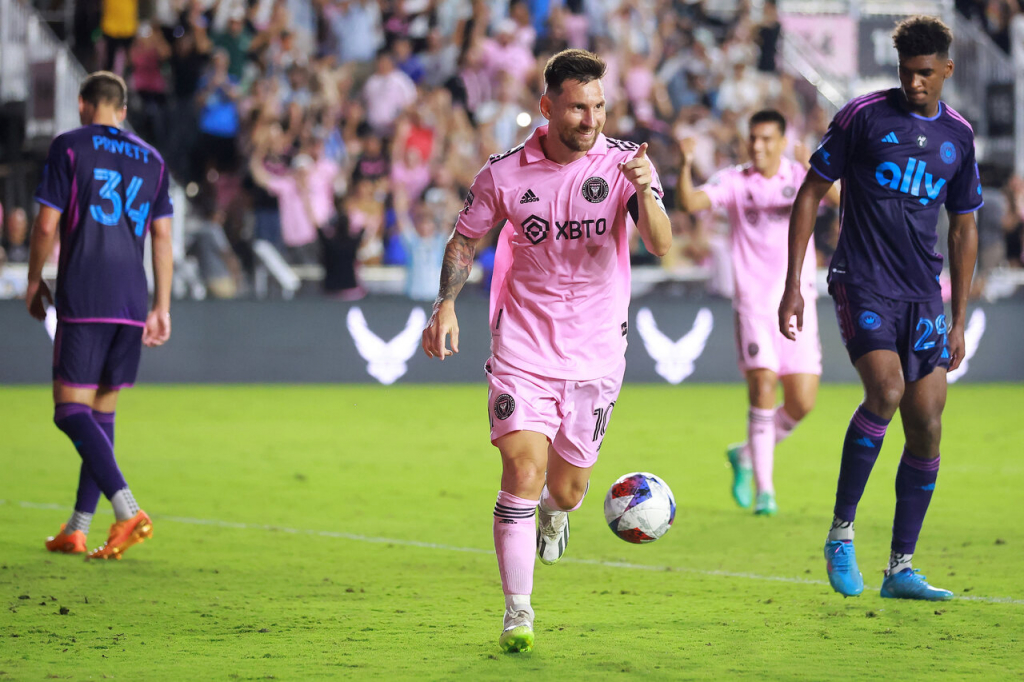 Messi desfalcará Inter Miami em dois jogos por lesão de ligamentos