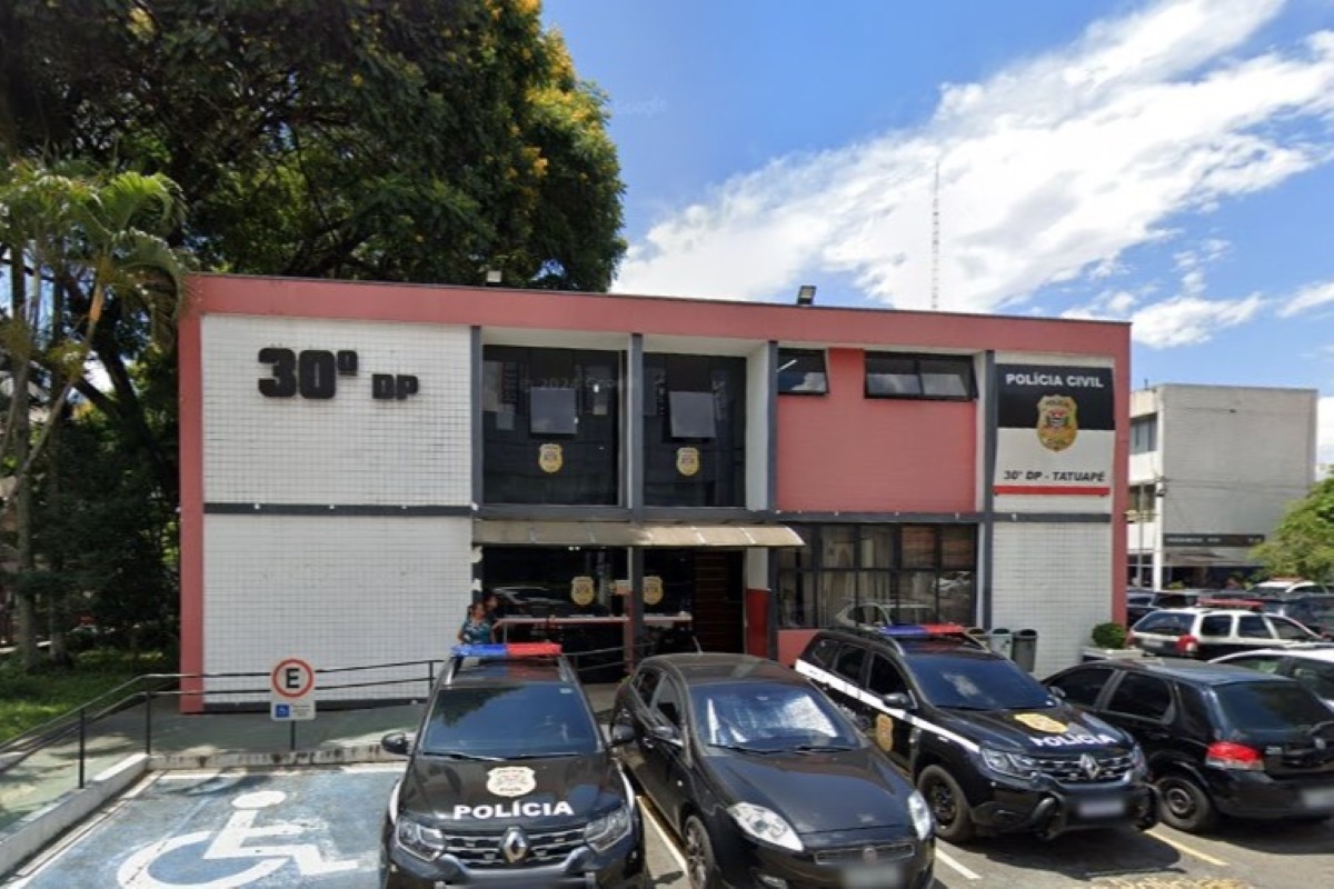 Motorista atropela casal de idosos e mata mulher após briga em SP Motorista atropela casal de idosos e mata mulher após briga em SP