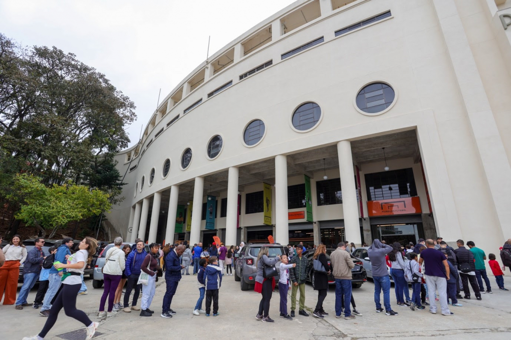 Museu do Futebol bate recorde de público com mais de 18 mil visitantes no fim de semana de reabertura Museu do Futebol bate recorde de público com mais de 18 mil visitantes no fim de semana de reabertura