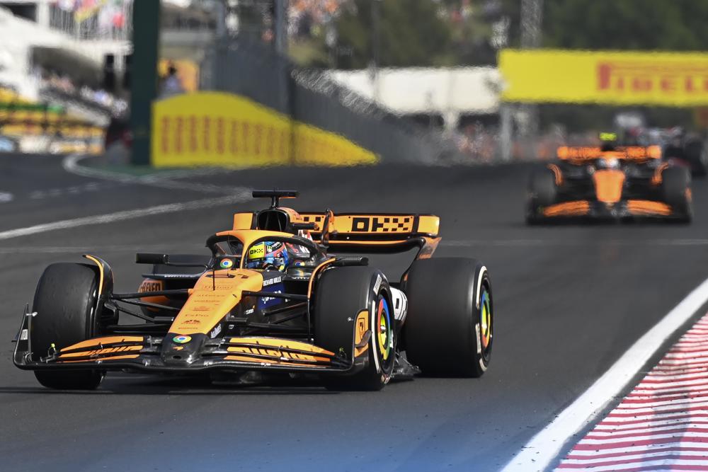 Norris tira o pé e entrega vitória para Piastri no GP da Hungria de Fórmula 1 Norris tira o pé e entrega vitória para Piastri no GP da Hungria de Fórmula 1