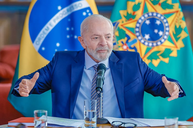 Nova regra de Lula compromete ganhos da reforma da Previdência Nova regra de Lula compromete ganhos da reforma da Previdência