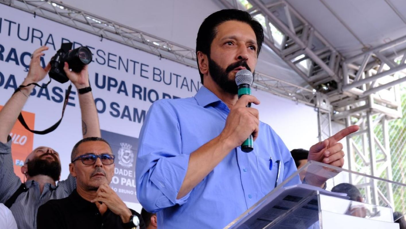Nunes troca PSDB por Bolsonaro e se lança à reeleição com 12 partidos Nunes troca PSDB por Bolsonaro e se lança à reeleição com 12 partidos