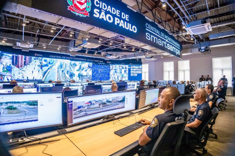 Nunes inaugura central de monitoramento com 13 mil câmeras e IA