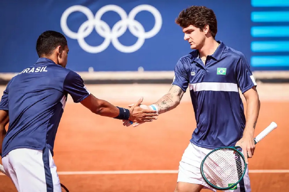 Paris-2024: Monteiro e Wild vencem no torneio de duplas do tênis; Vitor Ishiy avança às oitavas no tênis de mesa Paris-2024: Monteiro e Wild vencem no torneio de duplas do tênis; Vitor Ishiy avança às oitavas no tênis de mesa