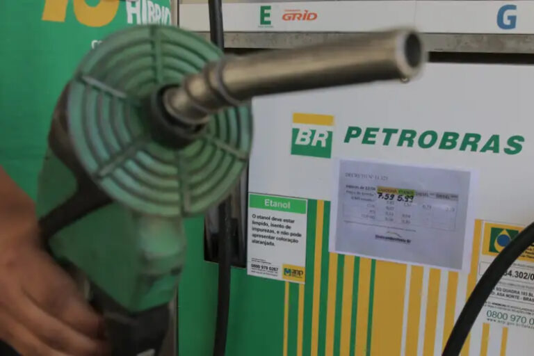 Petrobras anuncia aumento nos preços da gasolina e do gás