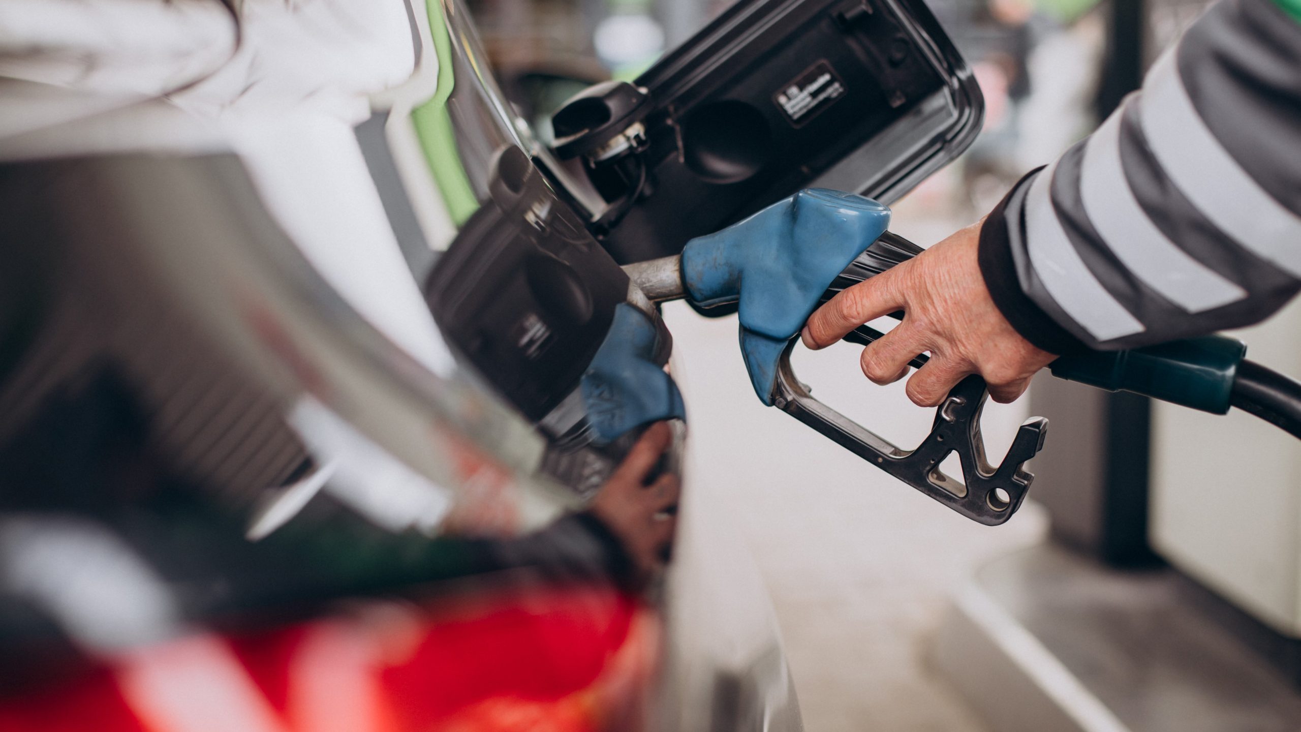 Preços do gasolina e gás ficam mais altos a partir desta terça-feira