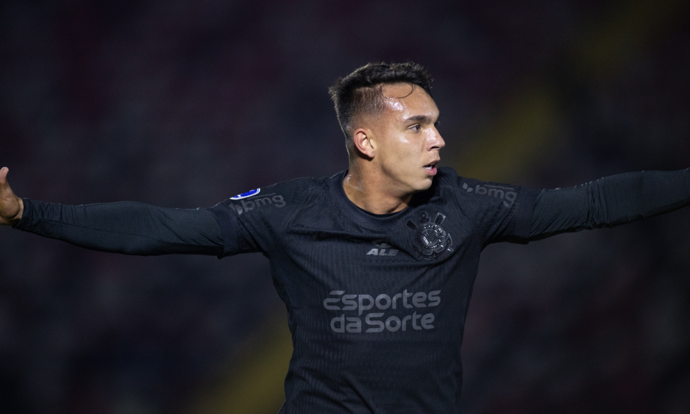 Corinthians faz dois em 15 minutos, segura pressão e bate Red Bull Bragantino na Sul-Americana Corinthians faz dois em 15 minutos, segura pressão e bate Red Bull Bragantino na Sul-Americana