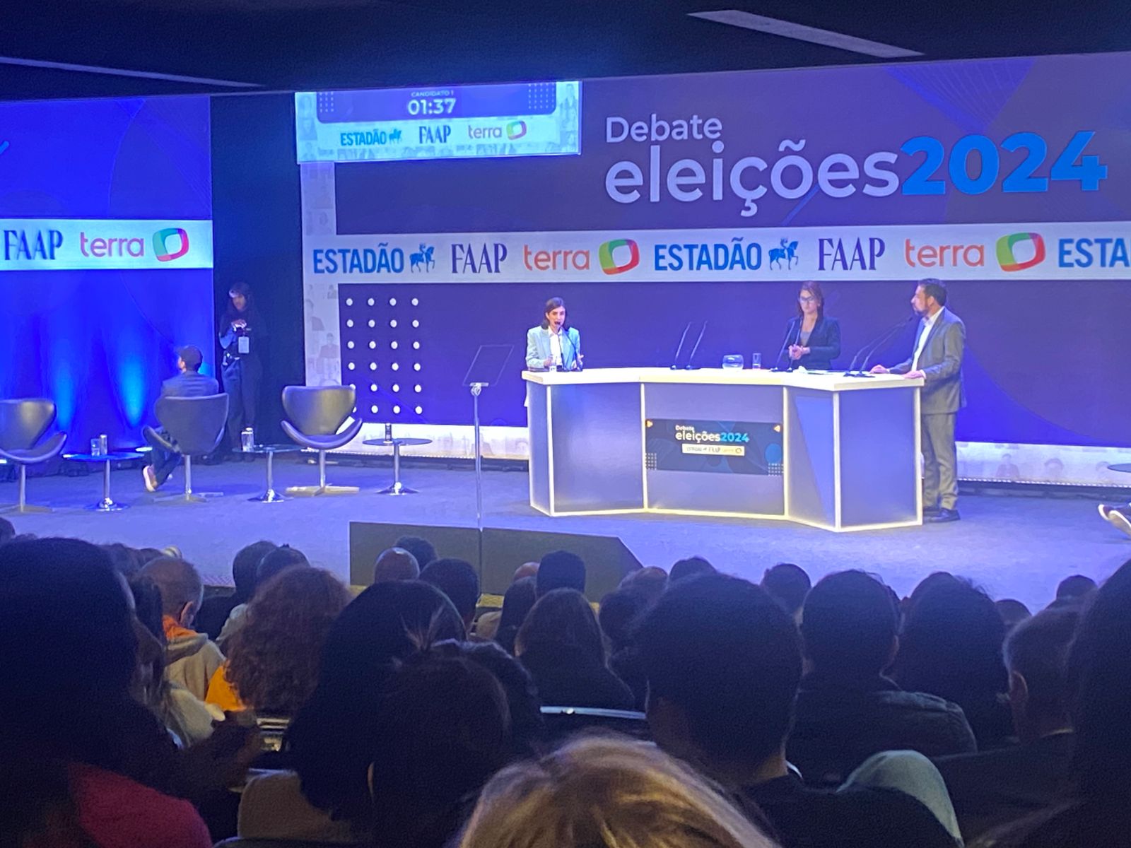 Debate em SP é marcado por ataques diretos, tapa e confusão com regras Debate em SP é marcado por ataques diretos, tapa e confusão com regras
