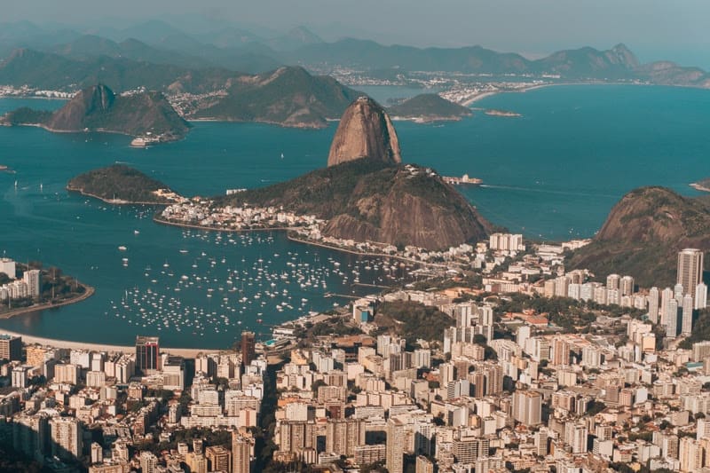 Decolar registra alta nas buscas por viagens Decolar registra alta nas buscas por viagens