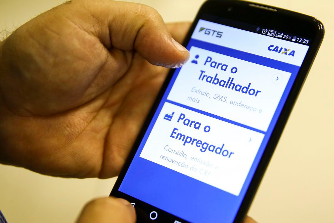 FGTS: lucro bilionário será distribuído pela Caixa até 31 de agosto FGTS: lucro bilionário será distribuído pela Caixa até 31 de agosto