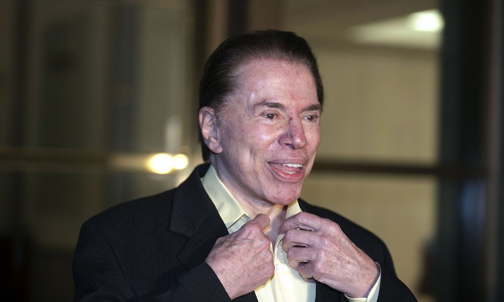 Fluminense e Corinthians, times do coração de Silvio Santos, prestam homenagem ao apresentador Fluminense e Corinthians, times do coração de Silvio Santos, prestam homenagem ao apresentador