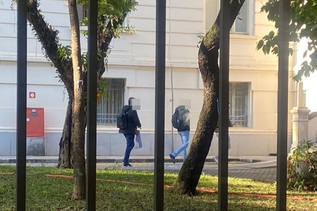 IML identifica 12 vítimas do acidente aéreo em SP. Um corpo é liberado IML identifica 12 vítimas do acidente aéreo em SP. Um corpo é liberado