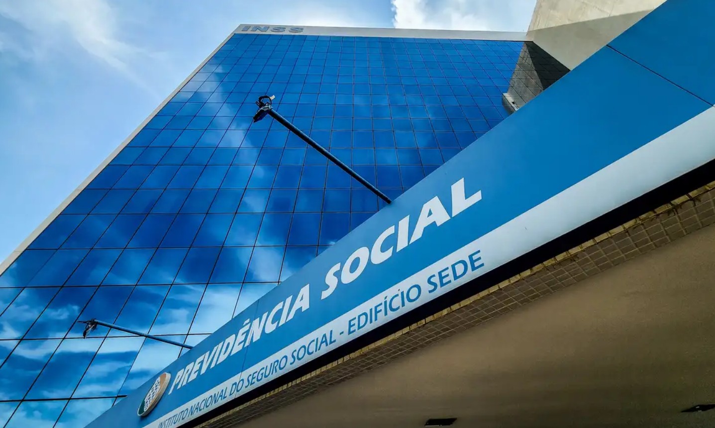 INSS inicia pente-fino que pode impactar mais de 1 mi de beneficiários INSS inicia pente-fino que pode impactar mais de 1 mi de beneficiários