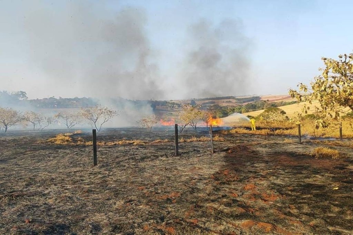 Interior de São Paulo volta a registrar focos de incêndios nesta terça Interior de São Paulo volta a registrar focos de incêndios nesta terça