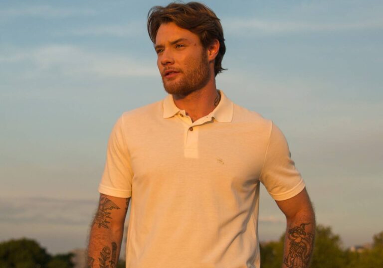 Looks com camisa polo masculina: inspire-se com 5 ideias!