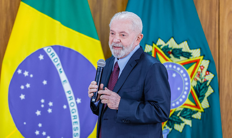 Lula afirma que privatização da Eletrobras foi ‘crime de lesa-pátria’ Lula afirma que privatização da Eletrobras foi ‘crime de lesa-pátria’
