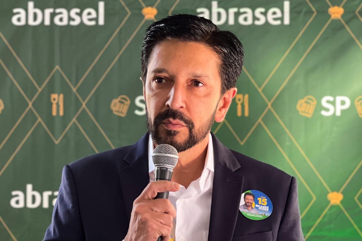 Nunes nega que haja milícia em SP e diz que é o candidato de Bolsonaro Nunes nega que haja milícia em SP e diz que é o candidato de Bolsonaro