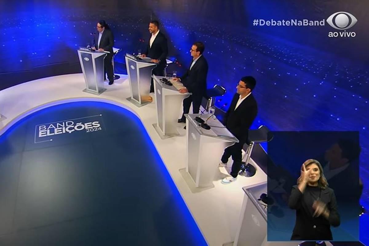 “Para-choque comunista” e “0071 goiano”: ataques dominam debate em SP “Para-choque comunista” e “0071 goiano”: ataques dominam debate em SP