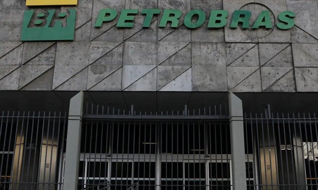 Dívida líquida da Petrobras sobe quase 10% no 2º trimestre Dívida líquida da Petrobras sobe quase 10% no 2º trimestre