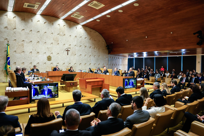 STF suspende julgamento sobre PIS/Cofins STF suspende julgamento sobre PIS/Cofins