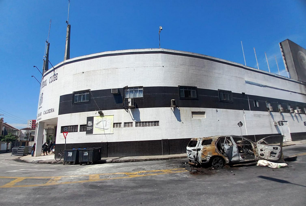 Santos encaminha acordo de venda de naming rights da Vila Belmiro por R$ 150 milhões