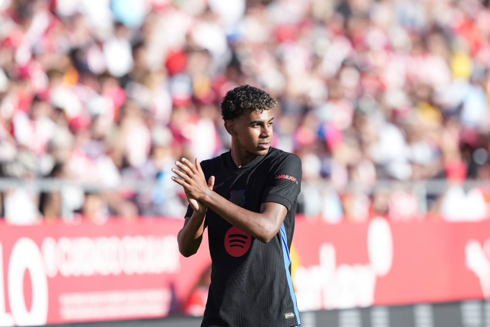Barcelona planeja supercontrato para Yamine Lamal Barcelona planeja supercontrato para Yamine Lamal