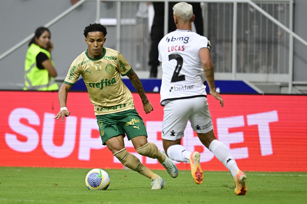CBF divulga análise de lance controverso entre Palmeiras e Vasco e divide opiniões CBF divulga análise de lance controverso entre Palmeiras e Vasco e divide opiniões