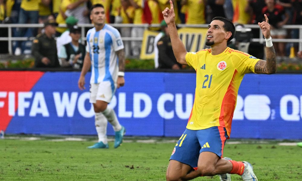 Colômbia vence Argentina por 2 a1 nas Eliminatórias para a Copa do Mundo Colômbia vence Argentina por 2 a1 nas Eliminatórias para a Copa do Mundo